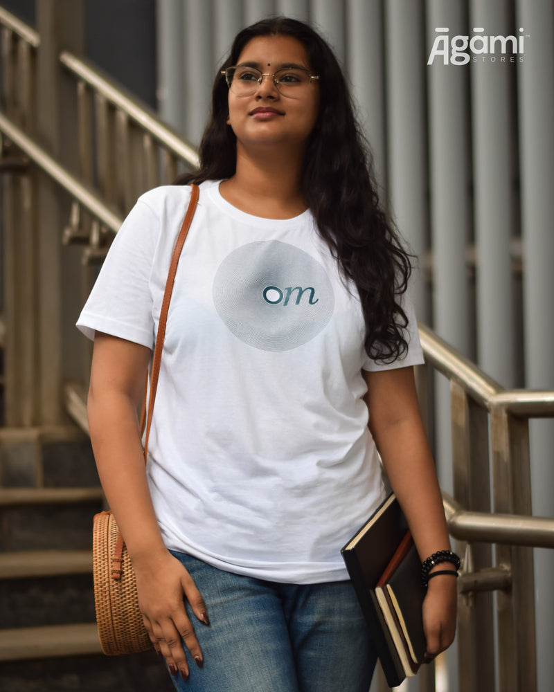 Om Vibes Tshirt - White