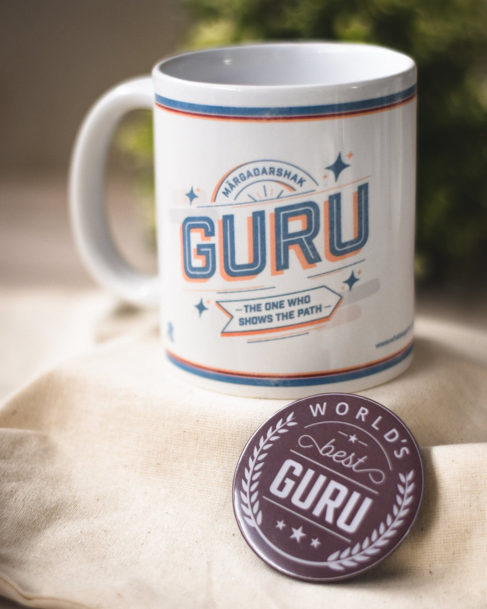 Guru Dakshina Hamper 2 | Mug+Pin Badge
